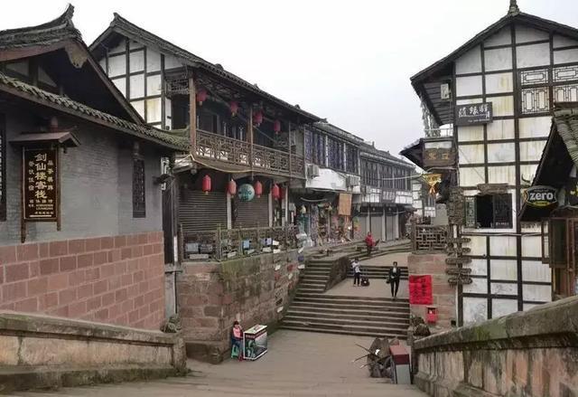 现在未婚生育合法了，是不是有更多男的找不到老婆？游戏画面